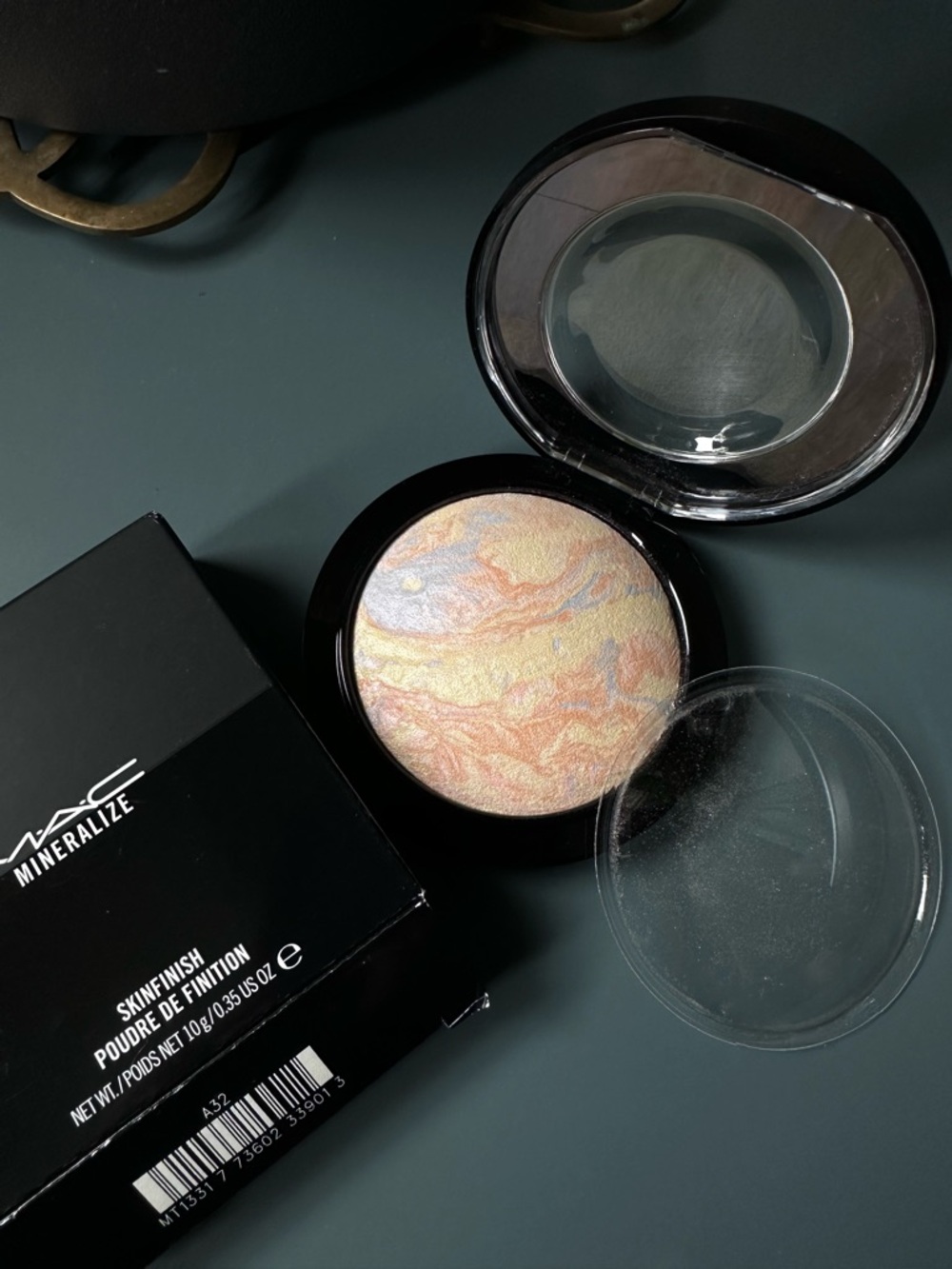 M·A·C cosmetics Lightscapade Mineralize Skin Finish Highlighter 0.35 oz NW-O BOX